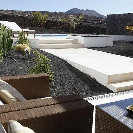 Luxury Private Pool Fv12